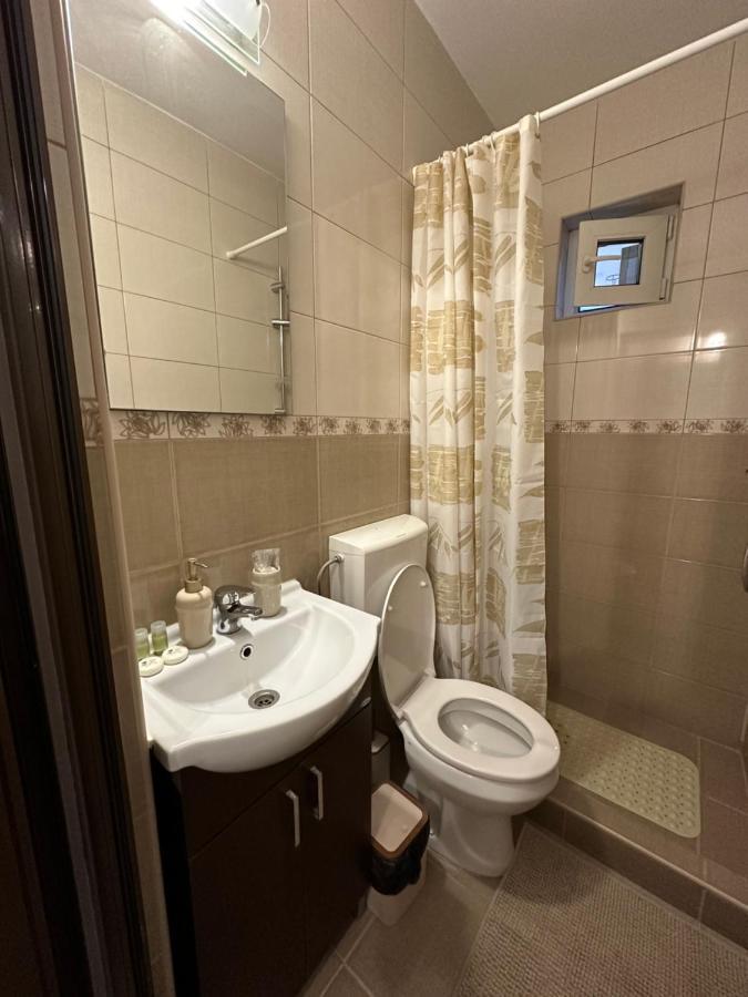 Cozy Apartament Галац Экстерьер фото