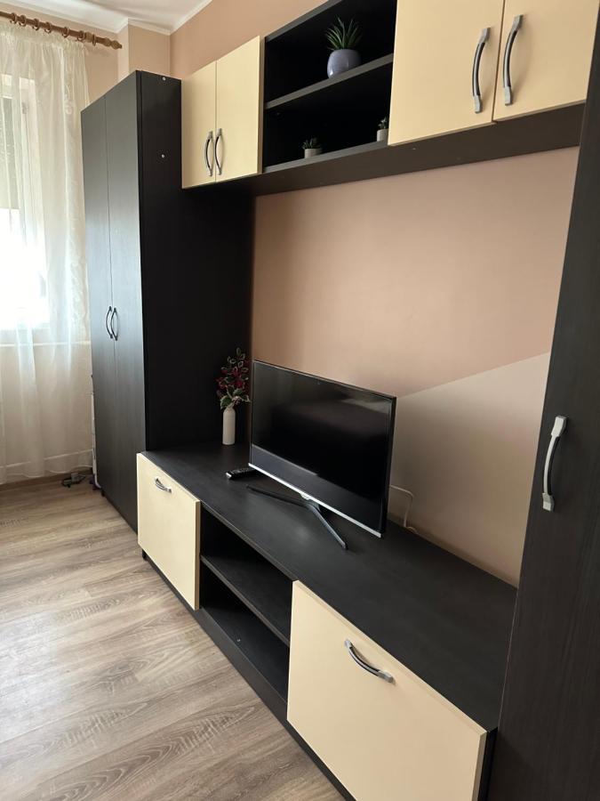 Cozy Apartament Галац Экстерьер фото