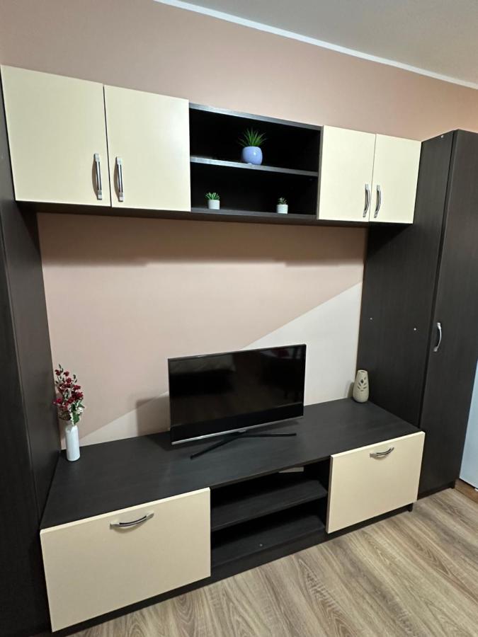 Cozy Apartament Галац Экстерьер фото